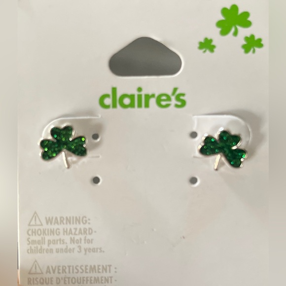 Claire’s Shamrock St Patrick’s Day Earrings - Picture 3 of 3